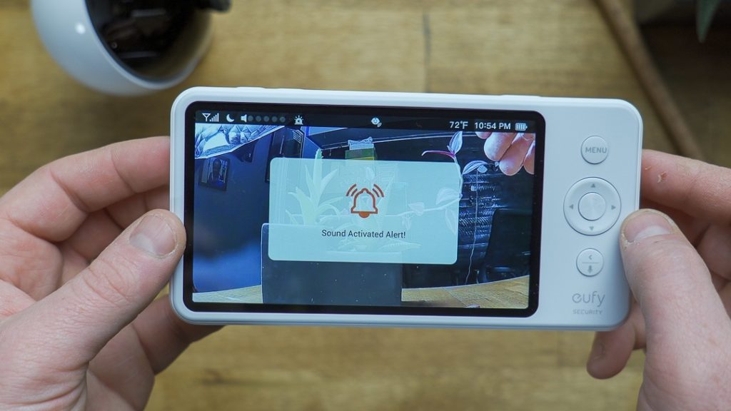 The sound alert shown on the Eufy Spaceview parent unit