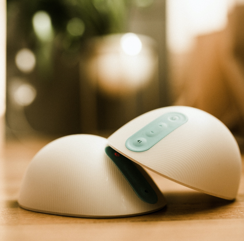 Willow breast pump on a table